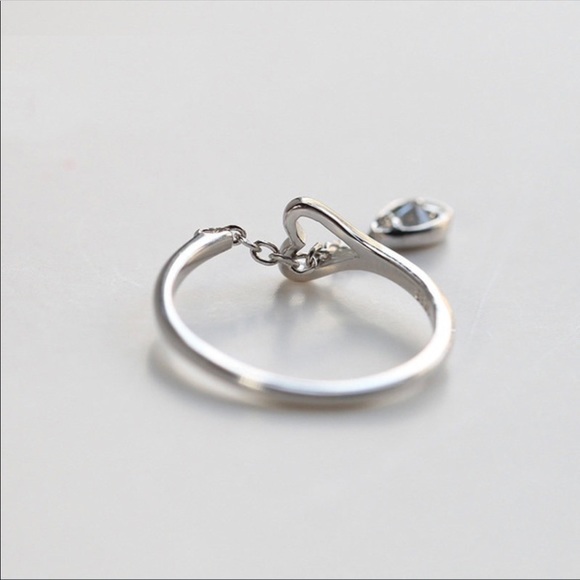 Sterling Silver Tear Drop/Heart Ring - Picture 3 of 6